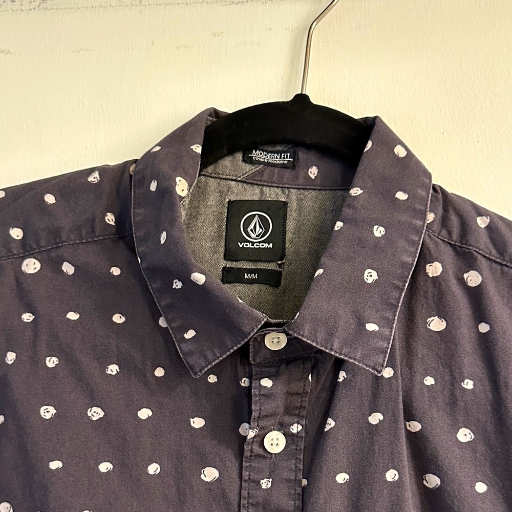 Abstract Dots Button Up Shirt - Picture 3 of 3